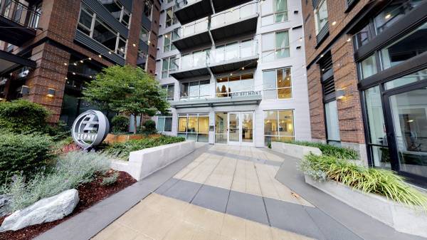 Building Photo - Zephyr Apartments