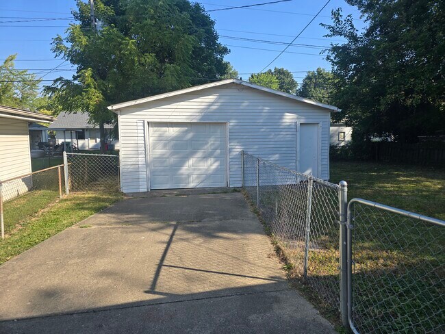 Foto del edificio - 2618 Horton Dr
