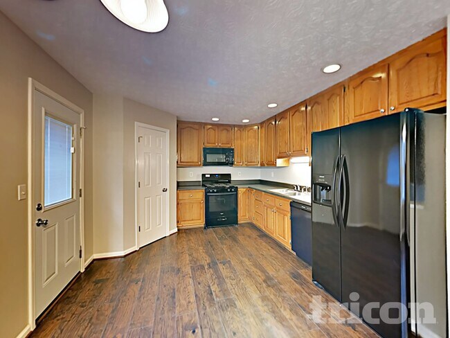 Foto del edificio - 206 Blake Dr