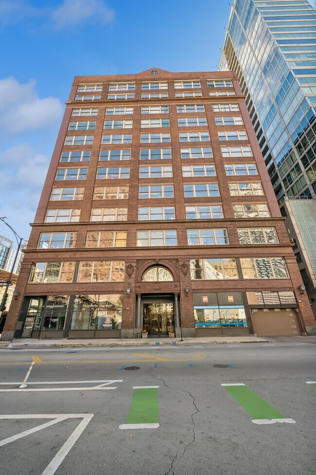 Building Photo - 161 W Harrison St