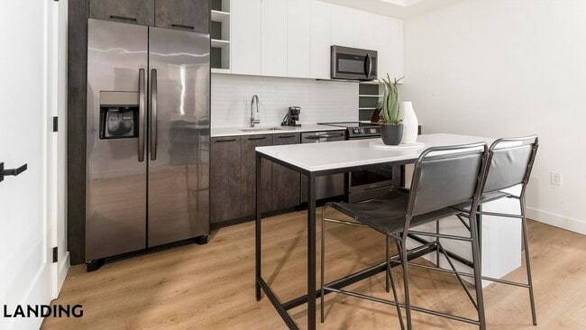 Foto del edificio - 632 Howard Rd SE