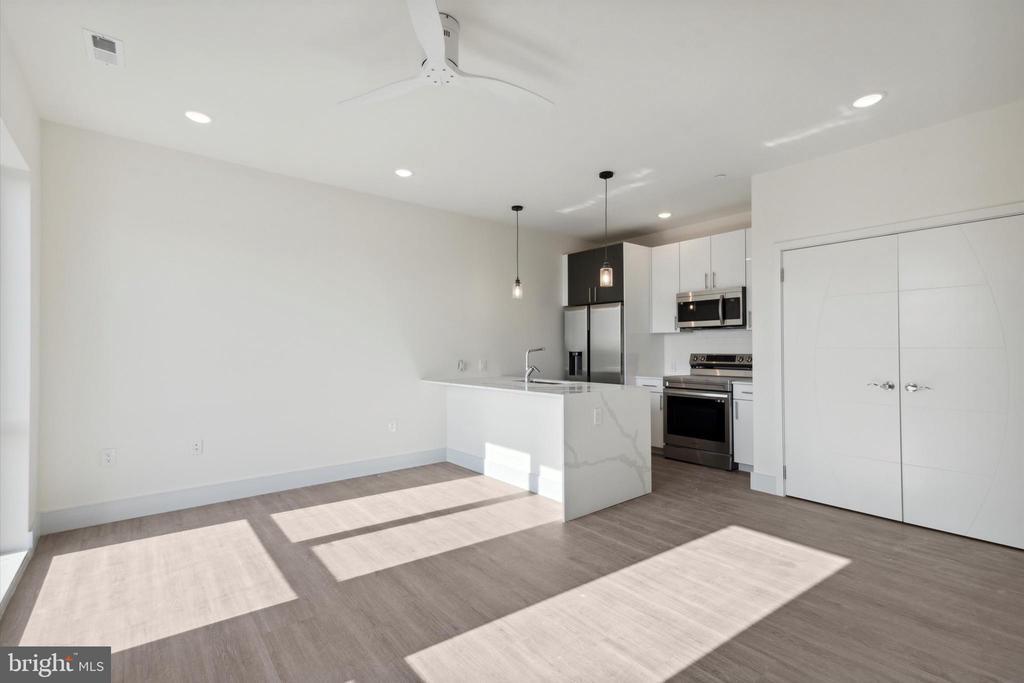 Foto principal - 1221 E Fletcher St