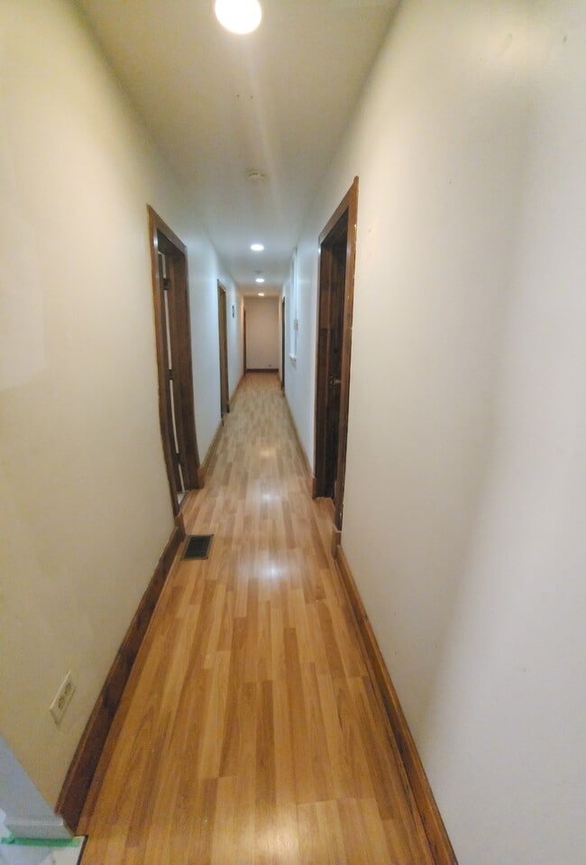 Foto del edificio - 4328 N Kenmore Ave