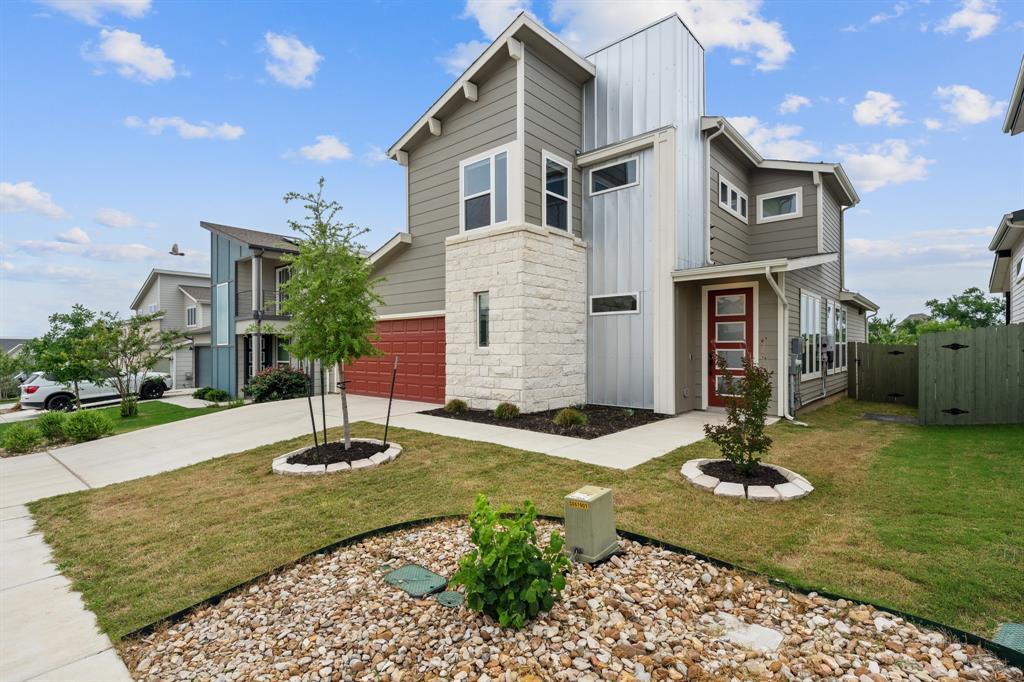 Foto principal - 9800 Evening Canopy Dr