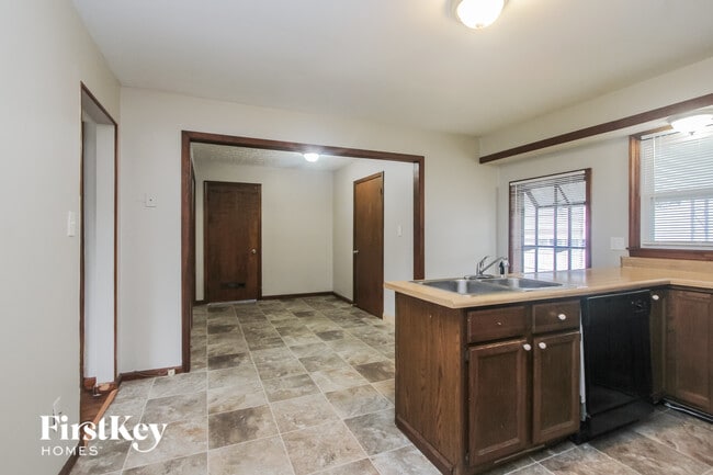 Foto del edificio - 311 N Boehning St