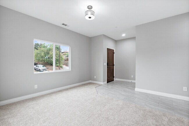 Photo - 2165 Westwood St House