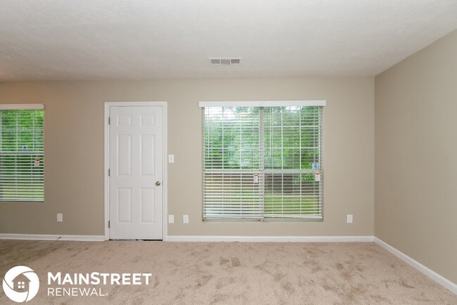 Foto del edificio - 5803 Giles Rd