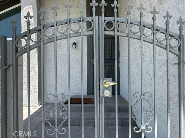 Foto del edificio - 1525 Meadow Glen Rd