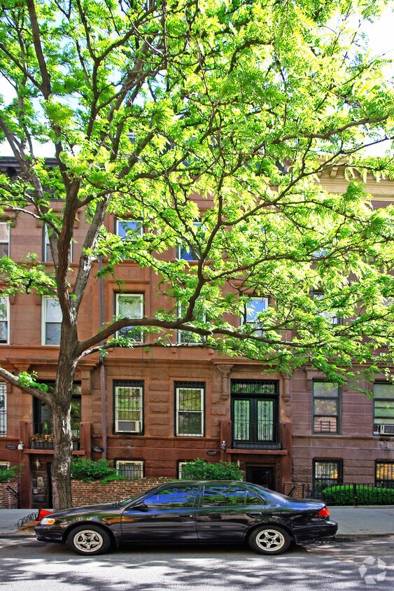 Primary Photo - 145 W 93rd St