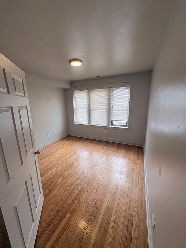 Foto del edificio - 5010 W 18th St