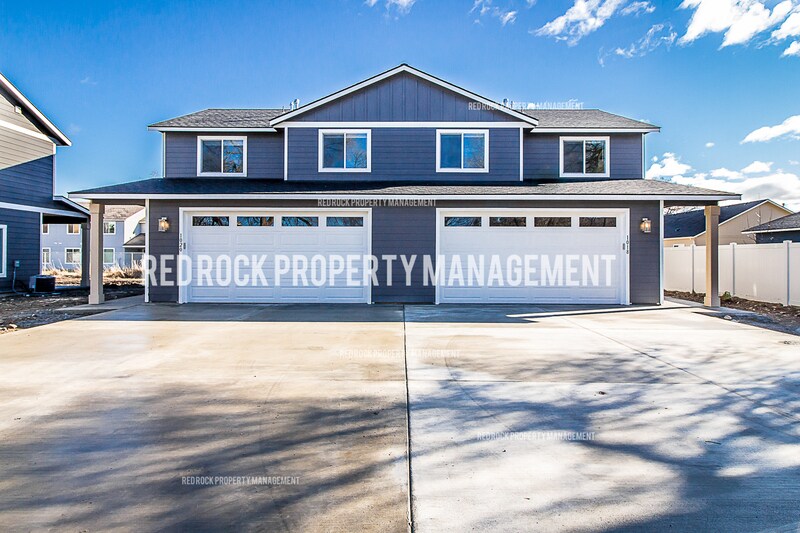 Foto principal - 1122 N Davis Ln