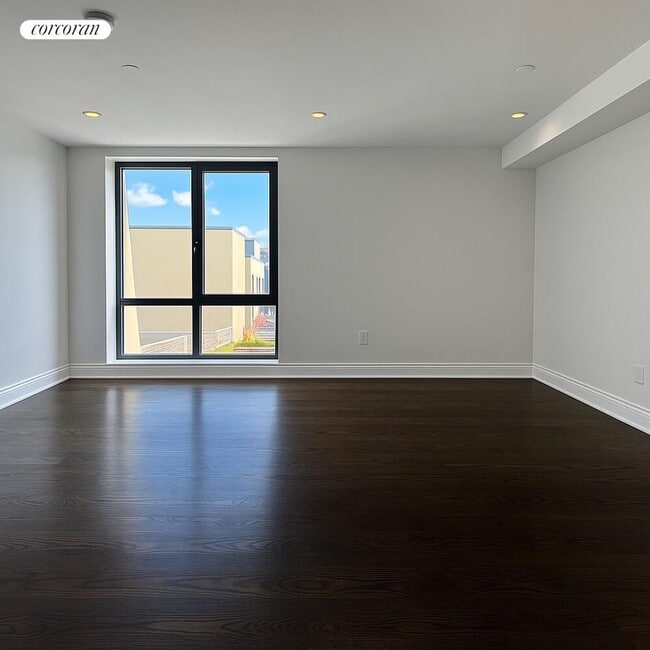 Foto del edificio - 1255 Bushwick Ave