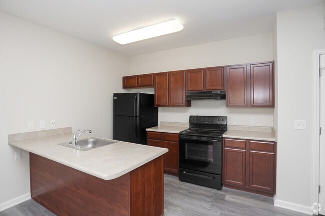 1BR, 1BA - 623 SF - Madison Lofts