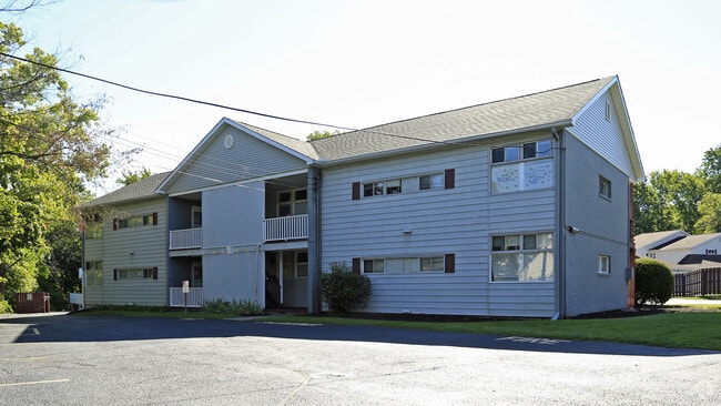 Building Photo - 405 Bank St