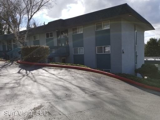 Primary Photo - 1254 Weiland St
