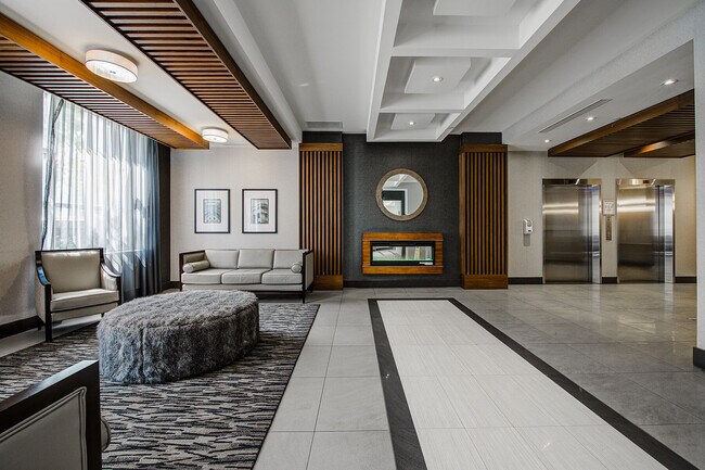 Photo du bâtiment - 150 Main St W