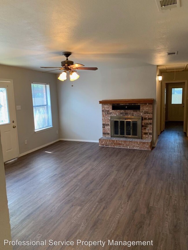 Foto del edificio - 417-421 Gardenview St