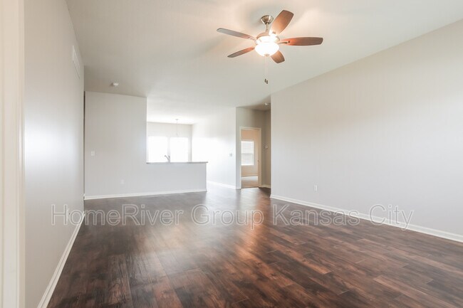 Building Photo - 26129 W 141st Ct