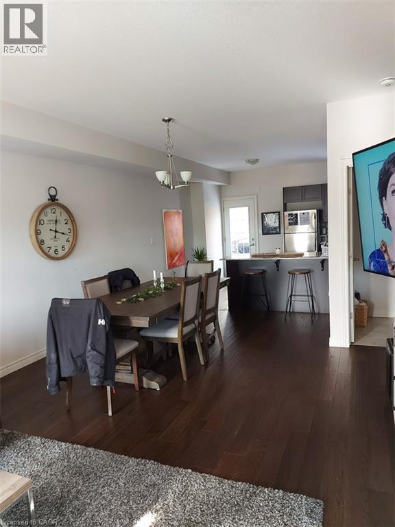 Photo du bâtiment - 352 Louisa St