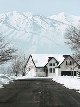 Building Photo - 151 850 W