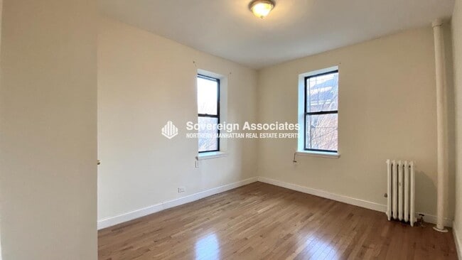 Building Photo - 1803 Riverside Dr