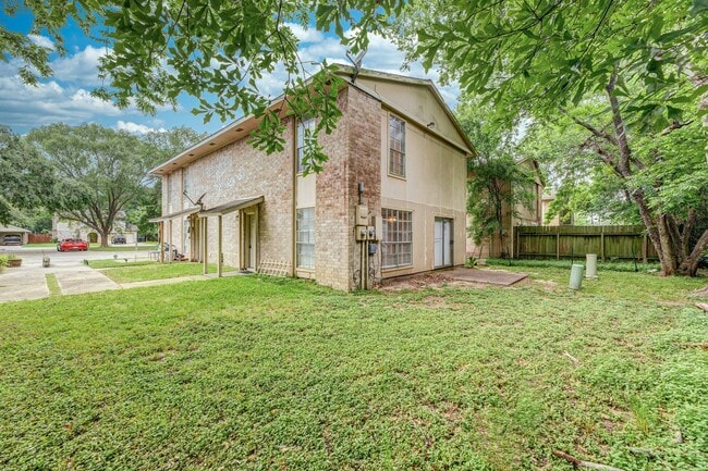 Foto del edificio - 1932 Avenue B Ave