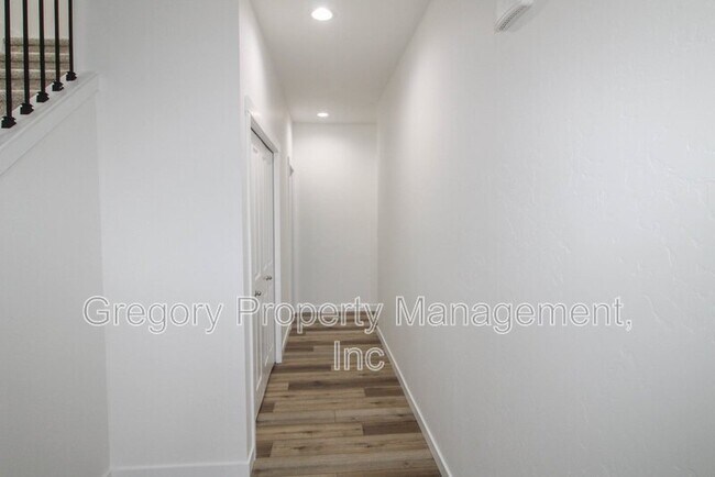 Building Photo - 2574 178th Pl NE