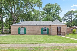 Building Photo - 403 Gerald Dr