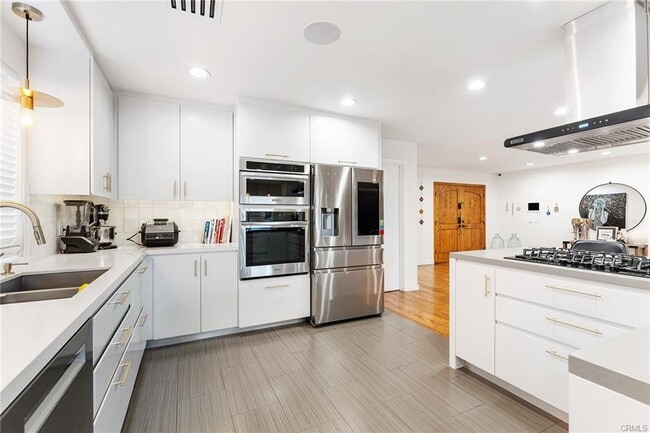 Foto del edificio - 7454 Sausalito Ave