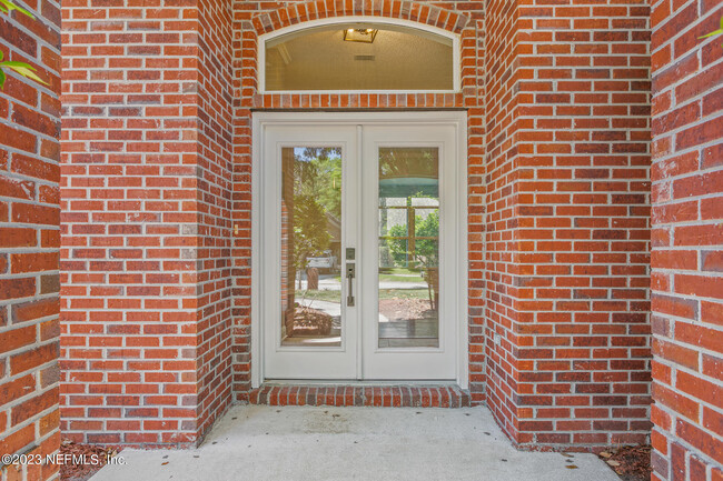 Building Photo - 2308 Covington Creek Dr
