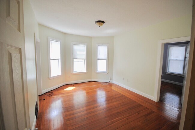 Foto del edificio - 1085 Dorchester Ave