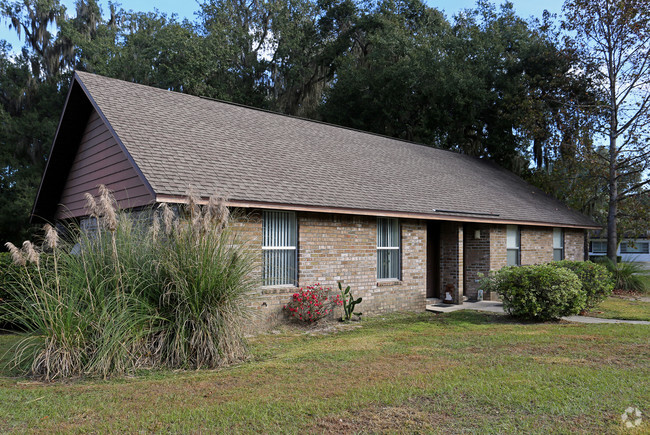 Building Photo - Meadowfield Apartments