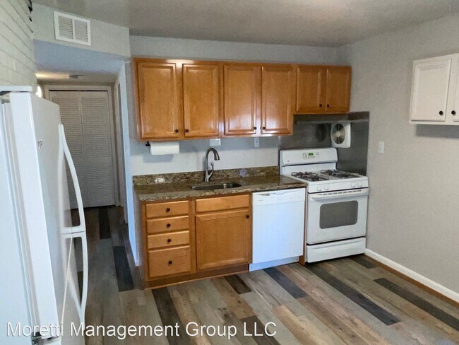 Foto del edificio - 4 br, 2 bath House - 5903 Spaatz Place