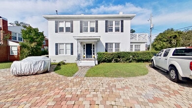 Building Photo - 1279 Belmont Terrace