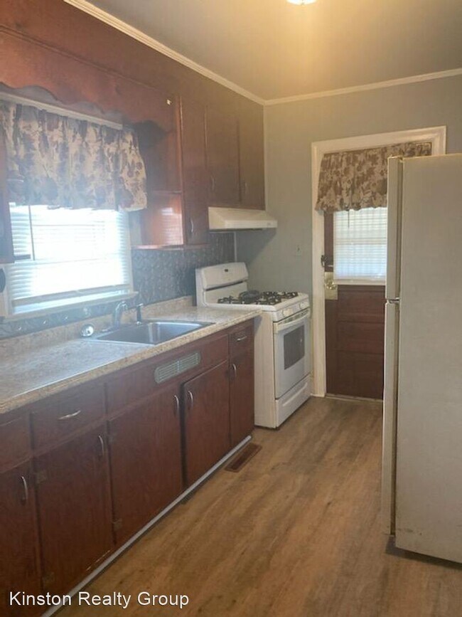 Foto del edificio - 3 br, 1 bath House - 1113 Sycamore