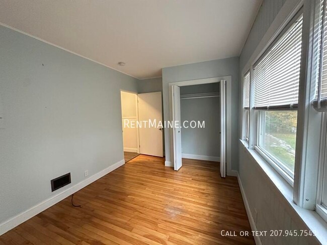 Building Photo - 227 Ohio St