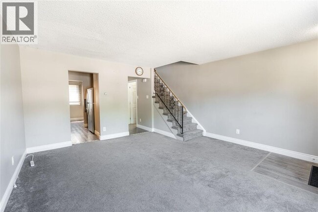 Building Photo - 301 Edgewood St