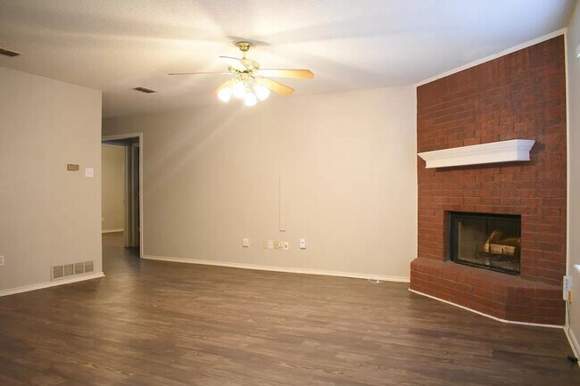 Foto del edificio - Coming Soon!  Awesome 2 Bedroom Home in South Lubbock!