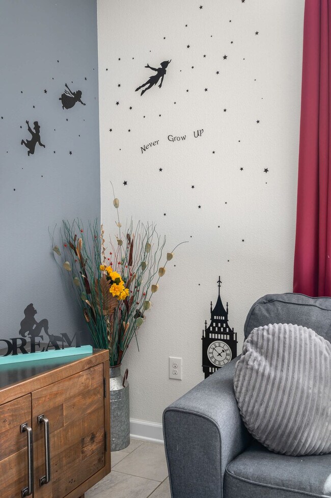 Foto del edificio - 8988 Stinger Dr