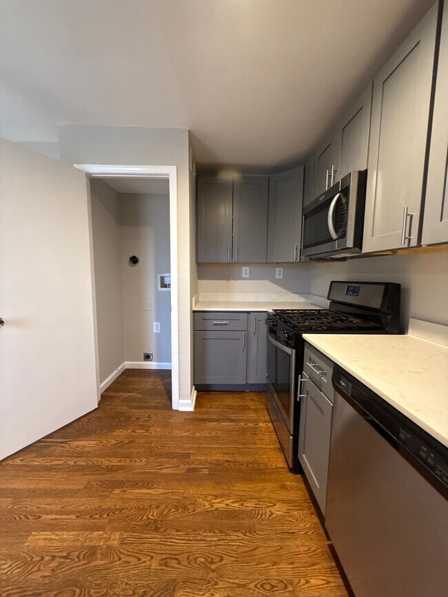 Foto del edificio - 135 E Hill St