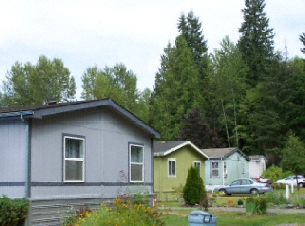 Primary Photo - Country Green Estates MHP