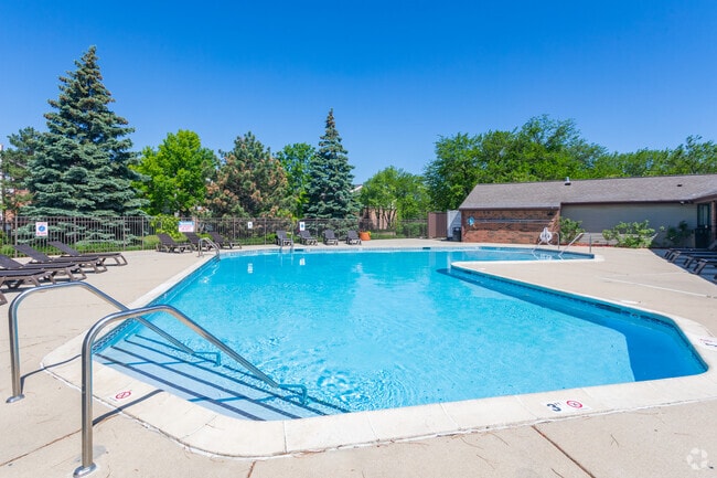 Building Photo - Remington Place Apartments