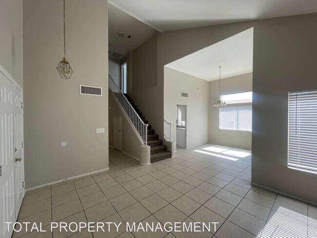 Building Photo - 4 br, 3 bath House - 2610 Holy Cross Dr.