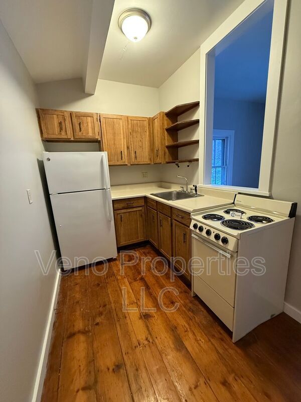 Building Photo - 1 Pleasant St