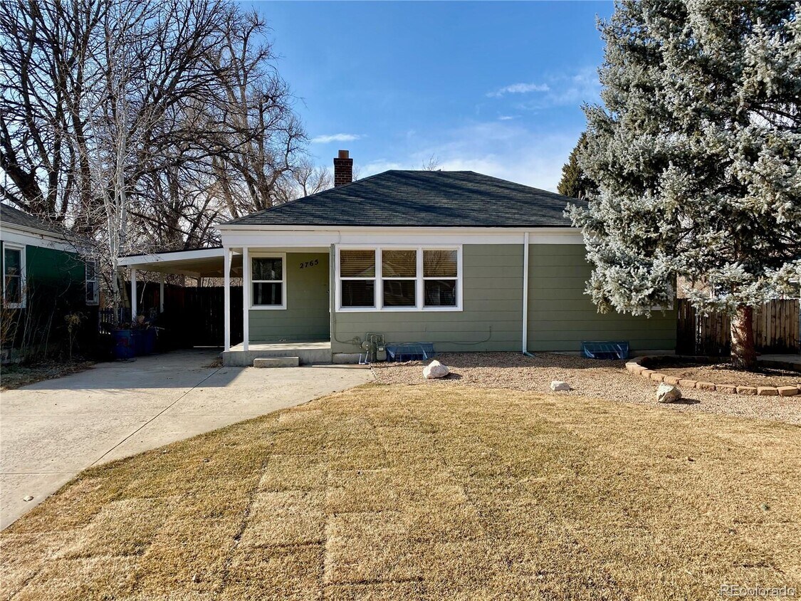 Foto principal - 2765 S Franklin St