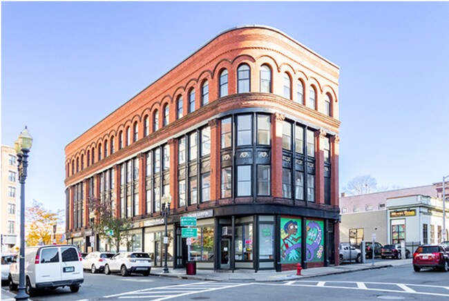 Foto del edificio - 145 Munroe St