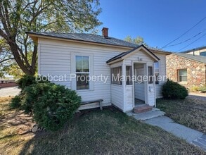 Building Photo - 117 E Adams St
