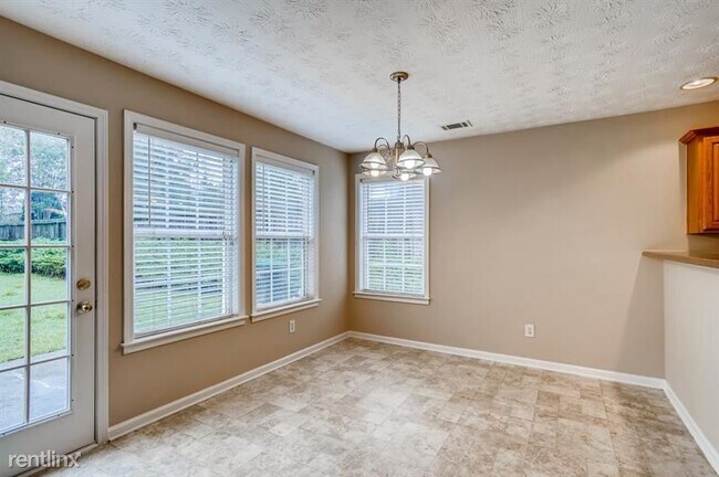 Foto del edificio - 3 br, 2.5 bath House - 3911 Bogan Mill Rd