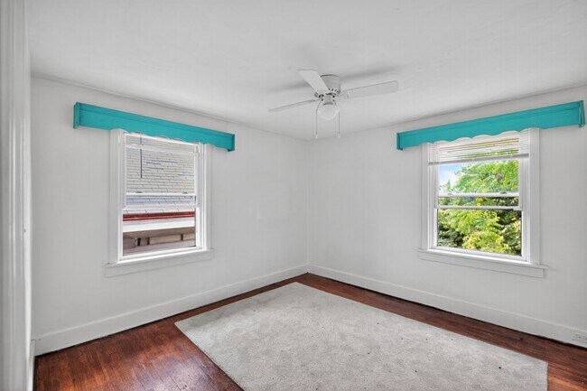 Foto del edificio - 3016 Grayson Ave