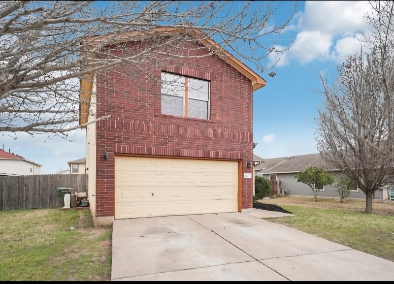Foto del edificio - 6813 Savanna Canyon Dr